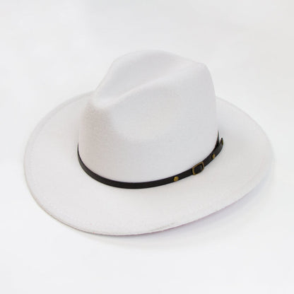 Kapelusz unisex typu Fedora z filcu – szerokie rondo i ozdobna klamra