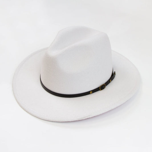 Kapelusz unisex typu Fedora z filcu – szerokie rondo i ozdobna klamra